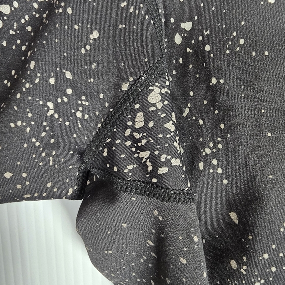 Zyia Active Women's Black Reflective Pocket Light n Tight Hi-Rise 7/8 Size 6-8 - Picture 12 of 16